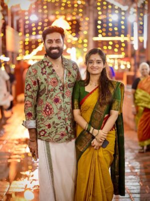 Gopika Anil Instagram - ഏവർക്കും സന്തോഷവും ഐശ്വര്യവും അറിവും നൽകി സർവേശ്വരനും സർവേശ്വരിയും അനുഗ്രഹിക്കട്ടെ. വിജയദശമി ആശംസകൾ. 

📸 @capturedbynandu 
saree: @trendyboutique88