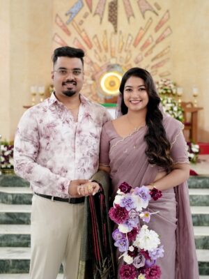 Grace Antony Instagram - After 9 years.
 @abytomcyriac ❤️🧿
.
.
.
.
.
Mua @sijanmakeupartist 
@drapebyammu 
@florita_floral 
Click @nithin_c_nandakumar @wedlock__stories