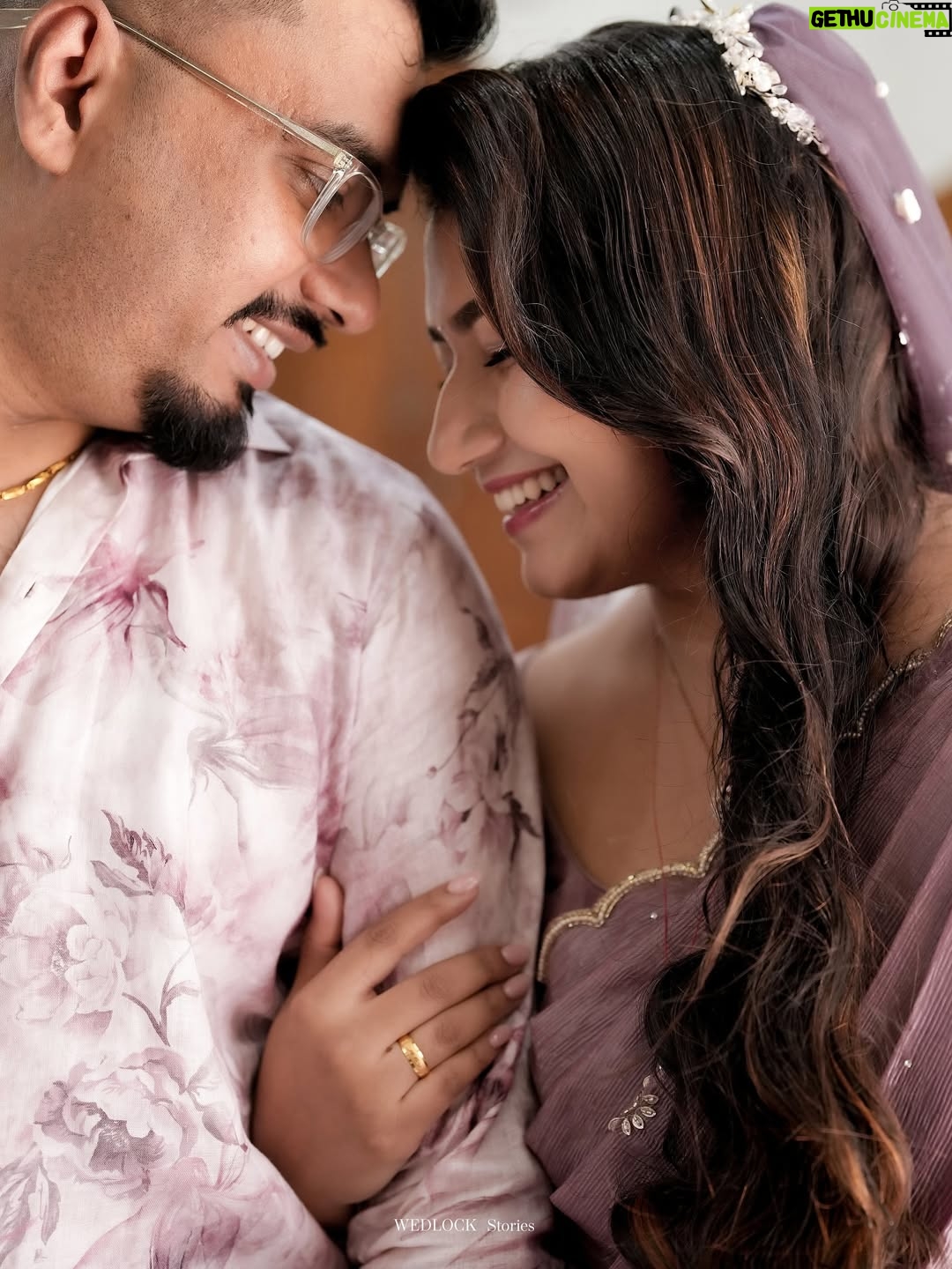 Grace Antony - 489.5K Likes - After 9 years.
 @abytomcyriac ❤️🧿
.
.
.
.
.
Mua @sijanmakeupartist 
@drapebyammu 
@florita_floral 
Click @nithin_c_nandakumar @wedlock__stories
