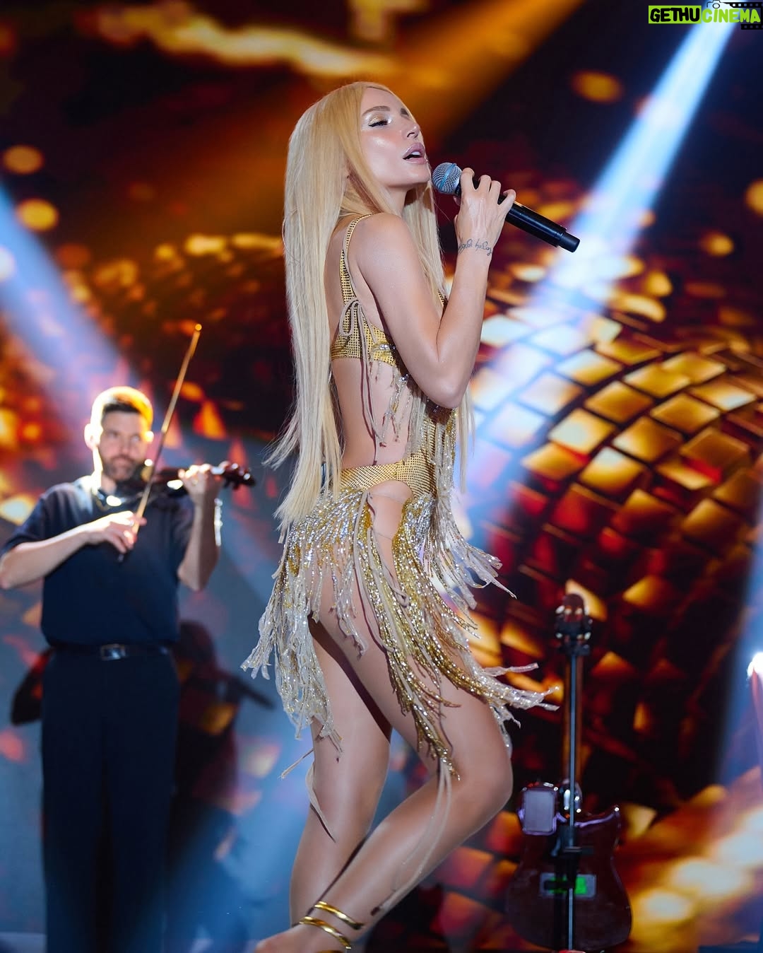 Gülşen - 208.7K Likes - Karanlığa güneş ol 2025 🥷🏿🌞🙏🏼🌞🙏🏼🌞🙏🏼🌞🙏🏼🌞🙏🏼🌞
