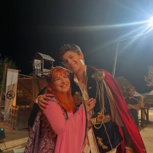 Gülhan Tekin Instagram - Ve Kardeş Takımı 3 biter. Çocuklara rengarenk bir masal hediye ediyoruz. Tüm ekibin ellerine sağlık ♥️ 
@cjenmturkiye 
@taffpics 
@2910productions
@kardestakimifilm