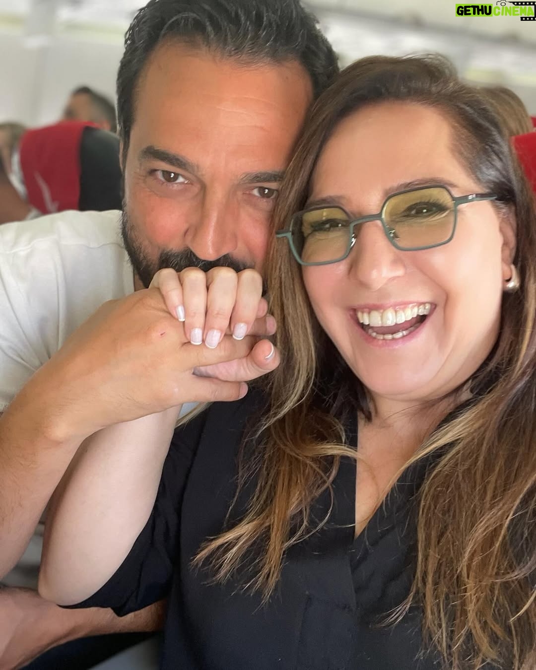Gülhan Tekin - 2K Likes - Gözlüklü 🤓💜