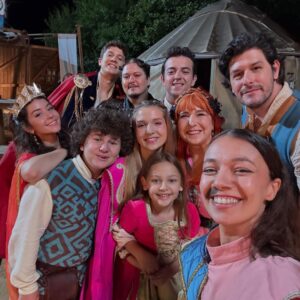 Gülhan Tekin Instagram - Ve Kardeş Takımı 3 biter. Çocuklara rengarenk bir masal hediye ediyoruz. Tüm ekibin ellerine sağlık ♥️ 
@cjenmturkiye 
@taffpics 
@2910productions
@kardestakimifilm