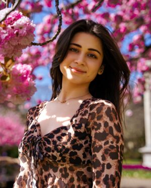 Gunjan Kunwar Instagram - I’d stare too 👀☀️🌷 

📸- @philhultonphotography 

#ɴᴇᴡᴘᴏsᴛ #showsomelove #gunjankunwar #pahadi #photography #portrait #trending #blossom #explore #cardiff #wales #summer #unitedkingdom #ootd #drama #capturingthemoment #fashionblogger #fashioninstagram #fashioninfluencer #goodvibes #sunshine #uk #foryou #swipeleft #naturalphotography #candid #travel #fashiongram #fashionnova #new