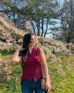 Gunjan Kunwar Instagram - 🌺🌹🌺

Comment PP for outfit Link 🔗 

Top- @evierose.in 
Jeans- @offduty.india 
Bag- @guess 

#newpost #showsomelove #gunjankunwar #spring #blossom #instagram #instagrammers #likeforlikes #unitedkingdom #pahadi #summerfashion #summerfeeling #candid #swipeleft #sunshine #instamood #instamusic #instafashion #instamoment #blush #cardiff #wales #casualoutfits #collegediaries #goodvibes #red #natureatitsfinest #sunshine #instapost #instapic #gk