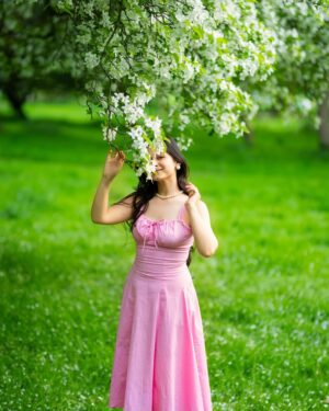 Gunjan Kunwar Instagram - 🌷🌸🧚🏻‍♀️

📸- @incomplete.storiez 
Outfit- @selcouth_india
.
.
.
.
.
.
.
#newpost #showsomelove #gunjankunwar #florals #corsetdress #summerfashion #pinkdress #photography #outdoorshooting #unitedkingdom #trending #explore #swipeleft #instagram #pahadi #fashionblogger #instagrammers #likeforlikes #hairstyle #pink #sunshine #flowers #followforlike #cardiff #instapic #instafashion #instadaily #instastyle #instalikes #goodvibes