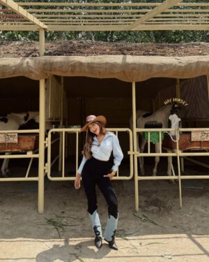 Gurleen Dahelay Instagram - yee haw🐎
it's giving toy story and i'm in love
Been MIA for the past 2 days, away from network and living the country girl life. It has been therapeutic in ways i cannot even imagine ✨
