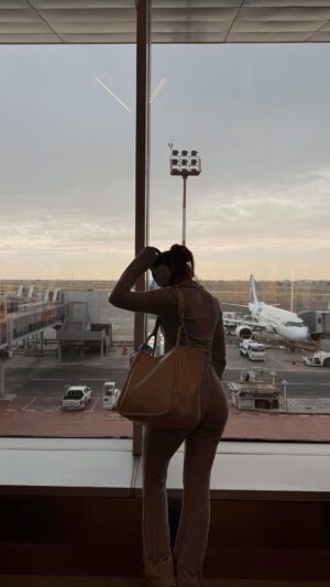 Gurleen Dahelay Instagram - we all know that feeling, right?🤍✨
.
.
.
.
.
#reels #reelsinstagram #explore #explorepage #trending #trendingreels #viral #fyi #trendingnow #exploremore #airport #airportfeeling