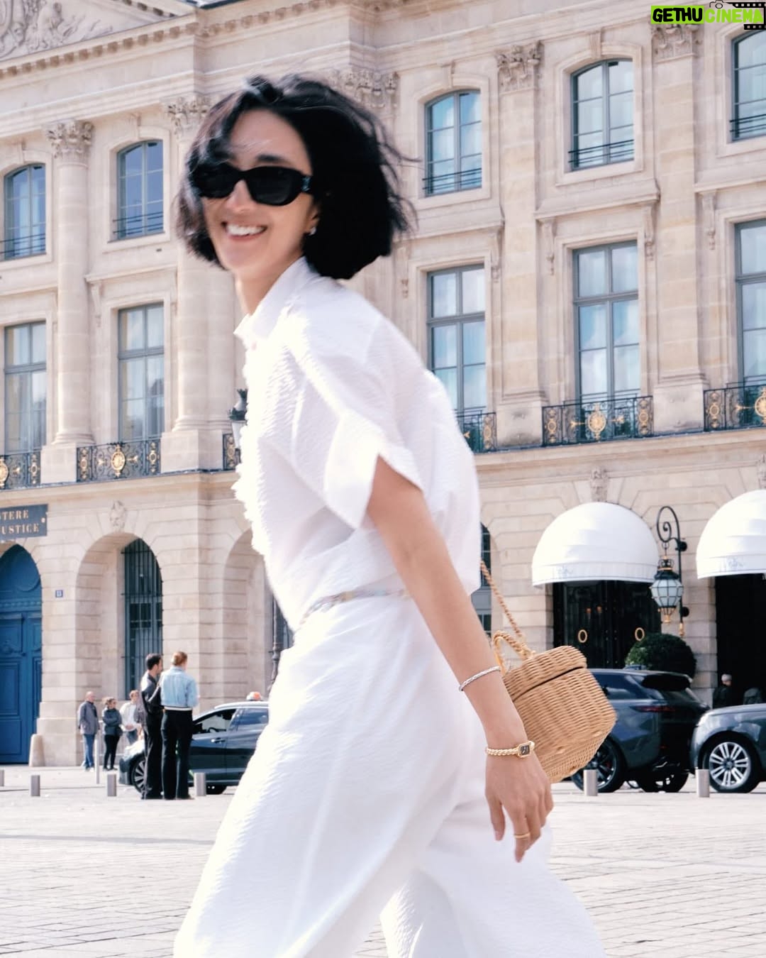 Gwei Lun-mei - 8K Likes - Arrived Paris for the CHANEL Spring-Summer 2026 Show!!! I am so looking forward to it!!! 

#CHANELSpringSummer 
@chanelofficial