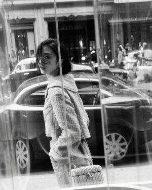 Gwei Lun-mei Instagram - Arrived Paris for the CHANEL Spring-Summer 2026 Show!!! I am so looking forward to it!!! 

#CHANELSpringSummer 
@chanelofficial
