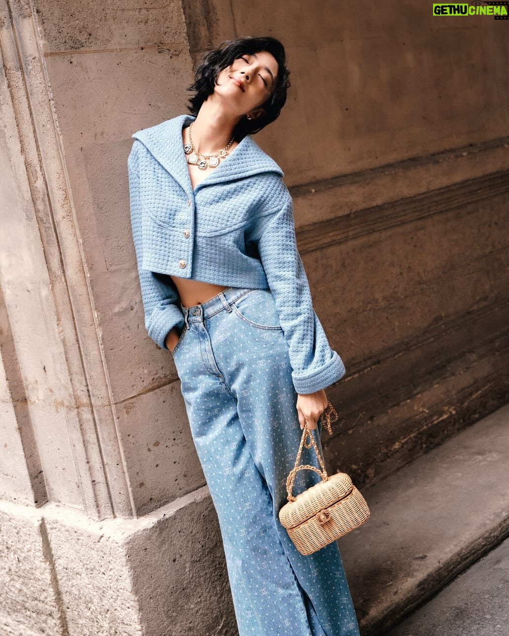 Gwei Lun-mei - 8K Likes - Arrived Paris for the CHANEL Spring-Summer 2026 Show!!! I am so looking forward to it!!! 

#CHANELSpringSummer 
@chanelofficial