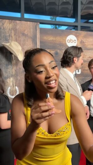 Hailey Kilgore Instagram - New obsession: @haileyfkilgore tells us why she loves being Taylor 🫶