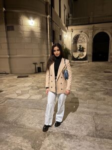 Actress Hala Al Turk HD Photos and Wallpapers January 2026