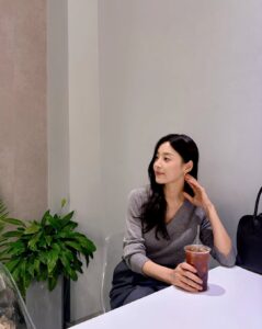 Actress Han Ji-hye HD Photos and Wallpapers September 2025