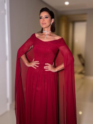 Hanan Motawie Instagram - All dressed.. All red ❤️
Hello GFF8 ✨
سعيدة بحضوري حفل افتتاح مهرجان الجونة السينمائي في دورته الثامنة وبعرض فيلمنا هابي بيرث داي “Happy Birthday” كفيلم الافتتاح❤️🙏🏻
Fashion consultant and Stylist ✨ @saeedramzi
Mua💄 @monaesmailmakeup
Hairdresser💇🏻‍♀️ Fady @alsagheersalons
Dress👗 @aymanlahmouni
Jewellery💫 @bijoux.jewelry.eg 
-
#حنان_مطاوع | #hanan_motawie