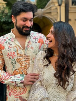 Harleen Sethi Instagram - There’s no-buddy like ma brother 😎

#SiblingHood