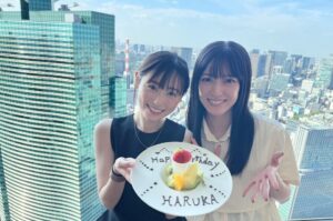 Haruka Fukuhara Instagram - .
先日27歳になりました⭐️
たくさんのお祝いメッセージありがとうございます！
応援してくださっている皆様のおかげで、今の自分があるので心から感謝致します！
これからも周りにいる、支えてくれている大切な人を大事にし、感謝を忘れずに過ごしていきたいです！
たくさん笑って自分らしく、トキメキを大切に、悔いのない一年を♡
新しいことにもどんどん挑戦しちゃお〜っと✨
27歳もどうぞよろしくお願い致します！

福原遥