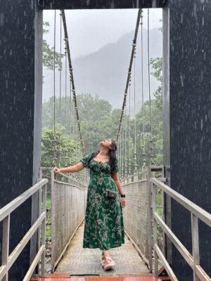 Hasini Anvi Instagram - This and no internet 🤍

#hasini #hasinianvi #kerala #munnar