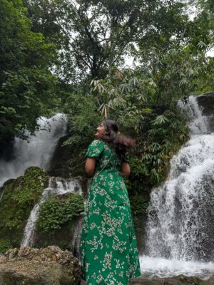 Hasini Anvi Instagram - This and no internet 🤍

#hasini #hasinianvi #kerala #munnar