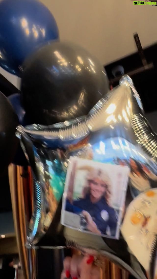 Heather Locklear - 19.6K Likes - Thank you to my beautiful girlfriends for my birthday lunch. Love you guys