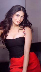 Actress Heena Achhra HD Photos and Wallpapers December 2025