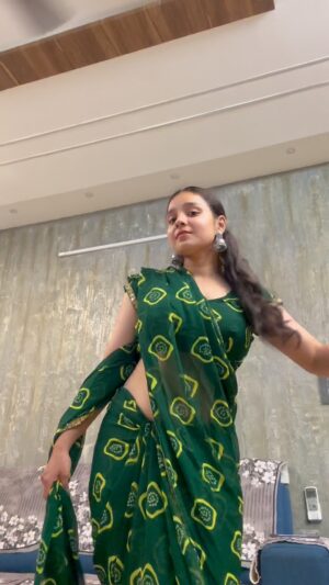 Heena Kumari Instagram - Not perfect but yeahš
Ib: @archaaana__
#reels #reelsinstagram #reelitfeelit #reelkarofeelkaro #reelsvideo #trending #viral #dancechallenge #dancersofinstagram