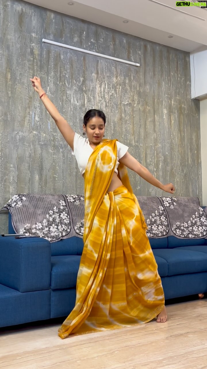 Heena Kumari - 0.9K Likes - Sheron se jaake naina ladaaye💕

Dc: @obey_takhe 

#reels #reelitfeelit #reelkarofeelkaro #reelsinstagram #trending #viral #dancechallenge #dancersofinstagram