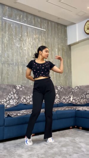 Heena Kumari Instagram - Ayeeš„
#reels #reelsinstagram #reelitfeelit #reelkarofeelkaro #reelsvideo #reelsviral #trendingreels #dance #dancer #dancechallenge