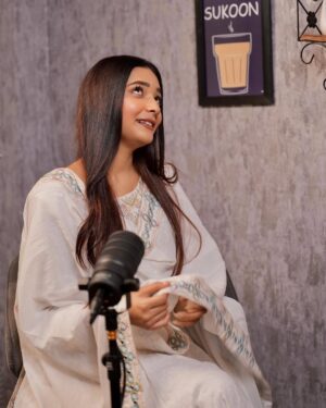 Heer Kaur Instagram - Candids🤍 #heerkaur_07