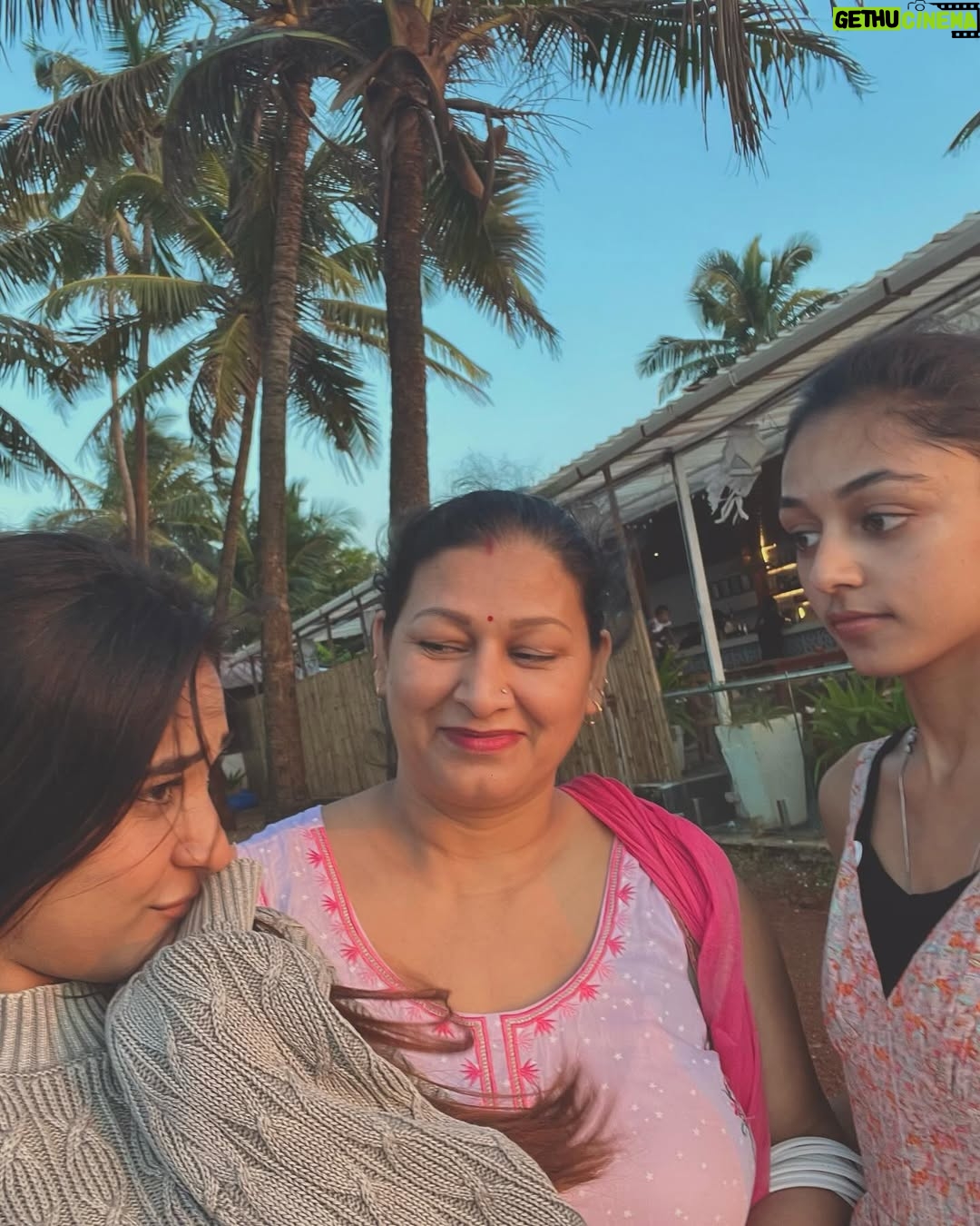 Heer Kaur - 3.6K Likes - A lifetime isn’t enough to thank you for what you’ve done for me.. I’m so proud of being your daughter, sibling and especially friend❤️, my emotional barometer and my guidance.. Happy women’s day to you both