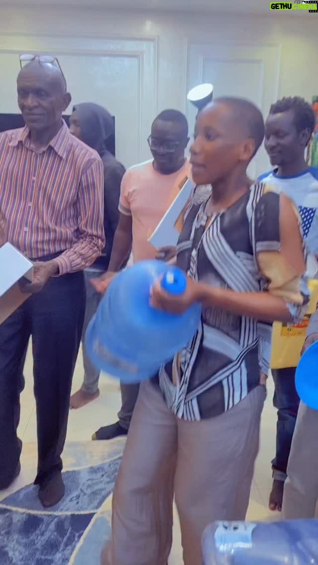 Hellen Lukoma - 1.5K Likes - TEAM HL ARE YOU READY
Welcome to Crossroads tv series
This is how I enjoyed my new age at working with my crossroads family
Expect fire 🔥 Crossroadstvseries