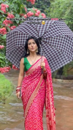 Hemall Soni Instagram - Pati ho isliliye maaf kiya tumhe😠
.
.
.
.
.
.
.
@crazyy_bantya
.
.
.
.
.
.
.
#pati #patni #marriage #shadi #romatic #date #late #biwi #trending #song #reel