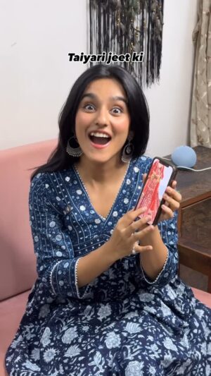 Hemall Soni Instagram - Jeet chahiye, lehenga ready hai! 💁🏻♀️❤️🤣
.
.
.
.
.
.
📸 @notladbible
.
.
.
.
.
.
.
#taiyari #jeet #exams #shaadi #dulhan #lehenga #ladki #girls #réel #explorepage✨ #trend #meme #comedy #funny #relatablecontent