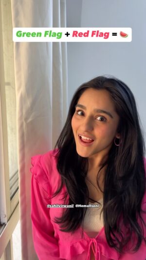 Hemall Soni Instagram - Kya aapki wali b Watermelon hai?🥲
#reels #reelsinstagram #redflag #greenflag #watermelon #couple #couplegoals #toxic #funnyvideo #comedyvideo #viral #fyp #explorepage