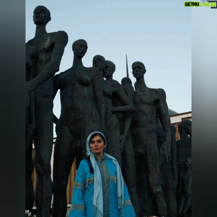 Hengame Ghaziani - 34.1K Likes - تقدیم گوش ها و قلبهای شنوا و بینا

نام کتاب : روح پراگ
نویسنده : ایوان کلیما 
ترجمه : فروغ پوریاوری

❣️عکسها و تصویر : رضا قاضیانی

#ادبیات #فلسفه #فلسفه_هنر #موسیقی #آوا #تاریخ_جهان #ایوان_کلیما #کتاب #کتابخوانی #امید #خرد #آگاهی #بیداری #عشق #اقصه_گویی #قصه #شب#آرامش #زیبایی_شناسی #هم_قبیله_ام #عکاسی #عکس#سینما #تاتر #آواز #معرفت_کردگار 

@rezaghazianiphotography 💎🎬⭐️📸

Muzic:🎛🎼 Anne Moffo - Rachmanioff / Vocalise Op.34 No.14