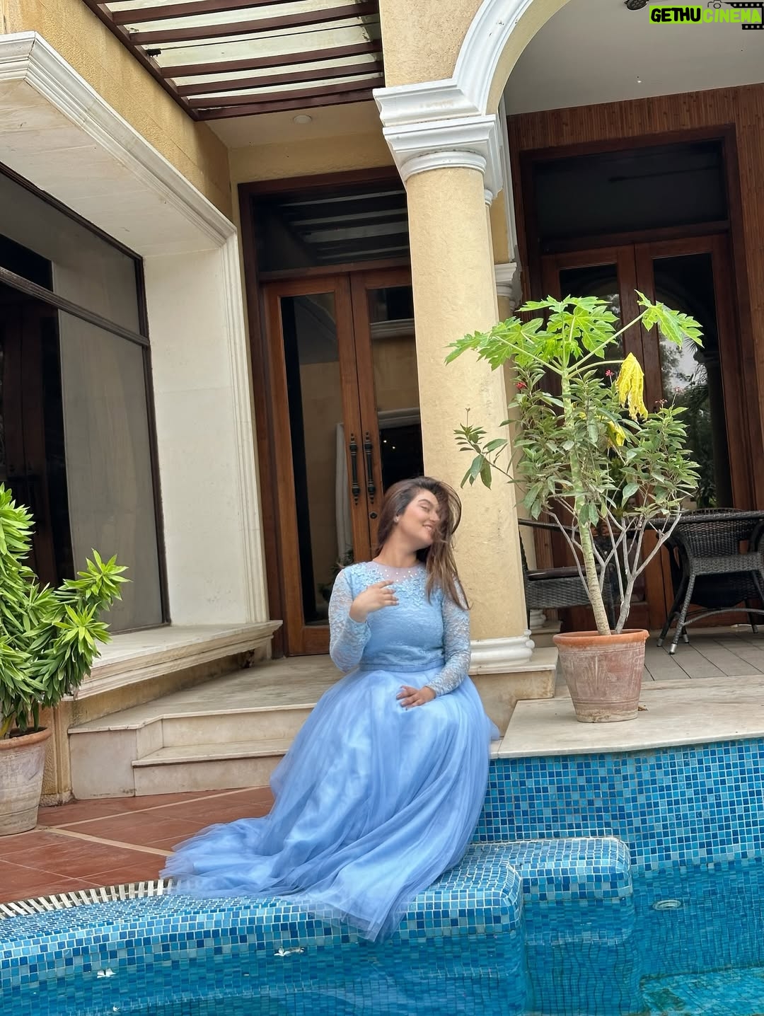 Hiba Bukhari - 141.2K Likes - Say what?!!
Princess? Nah just in my character 👑

@florence.regalia