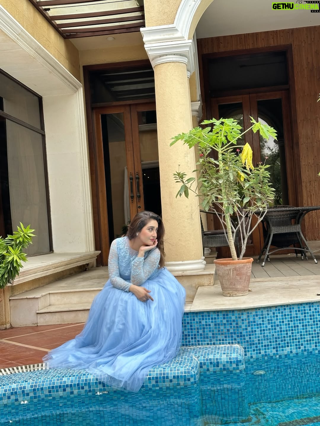Hiba Bukhari - 141.2K Likes - Say what?!!
Princess? Nah just in my character 👑

@florence.regalia