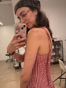 Actress Hila Klein HD Photos and Wallpapers September 2025