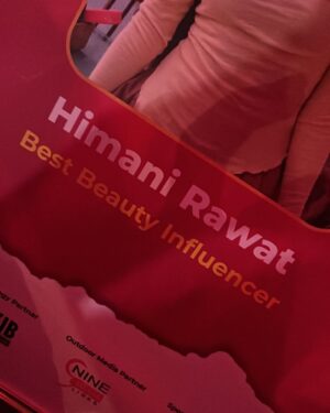 Himani Rawat Instagram - For real😬🥹
.
Thank you for hosting @dharmacreation_ @evenings_unfold 🌷
.
.
.
.
.
#hiimanirawat #wmk #trending #viral #viralpost #aesthetic #dream #beauty #ootd #ootn #black #blackdress #makeup #makeupideas #simple #award #proud #fun #instagram #instafit #instafashion #fashion