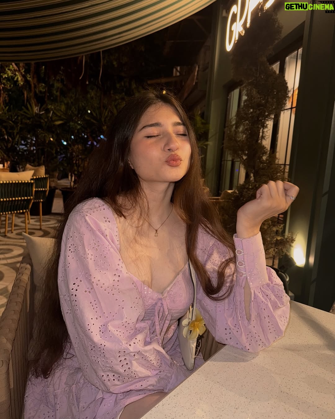 Himani Rawat - 56.9K Likes - Himani paglu😋
Location @cafegrass_gk 
Co-ord set from @hersheinbox 
.
.
.
.
.
.
.
.
.
#hiimanirawat #wmk #trending #ootd #ootn #outfit #outfitideas #outfitinspiration #outfitinspo #casual #casualoutfit #girl #girls #fashion #makeup