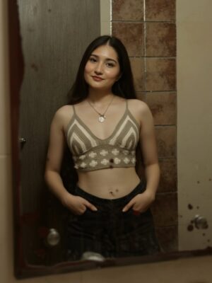 Himani Rawat Instagram - Feeling Bonita🌟
.
.
.
.
.
.
#hiimanirawat #wmk #trending #photoshoot #instagram #ootd #outfit #outfitideas #outfitinspo #girlstrip #girls #makeup #skincare