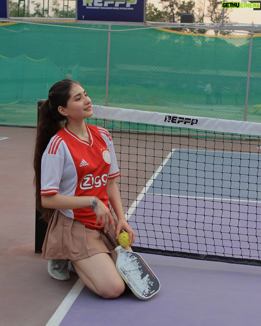 Himani Rawat - 78.1K Likes - Aliens mil skte hain lekin meri photo pr ye gana lgane wala nhi☺️
Location @repppbyrackonnect 
.
.
.
.
.
.
#hiimanirawat #wmk #trending #instagram #newpost #explore #sport #pickleball #tennis #ootd #outfit #outfitideas #outfitinspiration #aesthetic