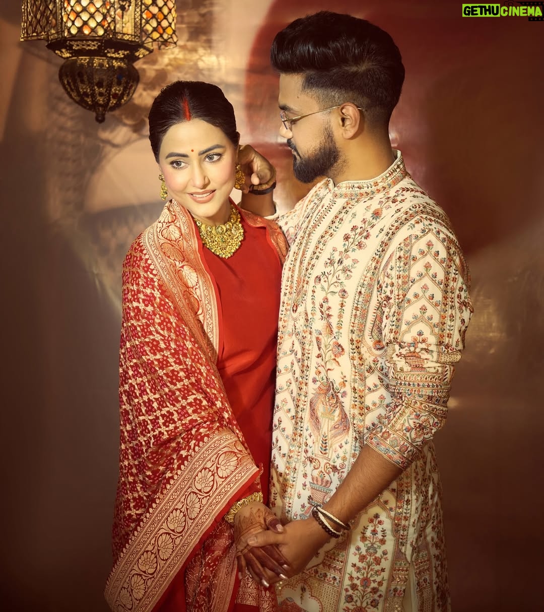 Hina Khan - 3.9 Million Likes - Blessed 🙏🏻♥️🧿
When true love finds true hearts, the bond grows beyond boundaries. Our world revolves around each other and in every celebration, every festival, every Joy our love grows deeper and deeper. We just want to live happily in each other’s embrace and enjoy every opportunity we can find in life to celebrate what we call, Companionship.
Happy Karwa Chauth Aap Sabhi Ko!

I love you @rockyj1 ♥️🧿

This gorgeous Chunni is been gifted by my sister in law @neelamsingh.ritz ♥️
Jewellery - @mayasanghavijewels via @amigos.rizwan
Footwear @stoffastyle 
Hair- @chettiarqueensly 
Mehendi artist @veenanagda 

📸 - @visualaffairs_va