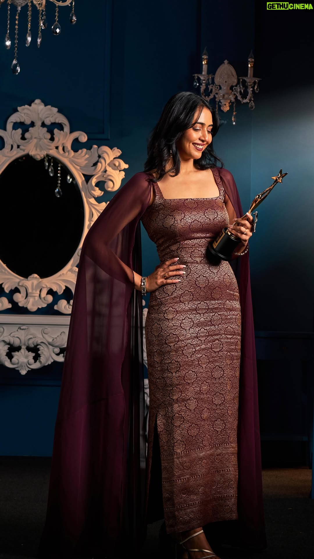 Hitha Chandrashekar - 12.7K Likes - A big thanks to @siimawards for the honour 🙏🏻

Team @yuvathefilm @santhosh_ananddram sir @hombalefilms @yuva_rajkumar sudharanigovardhan maam @kumar_achutha sir - My heartfelt gratitude ✨🙏🏻♥️

To my parents, @khushichandrashekar @kiran_srinivas_official  My family and my friends who believed I’ll bag this award more than I did,thank you ♥️🥹

And to all of you who have always showered your love and supported me through all these years -  I’m indebted 🙏🏻