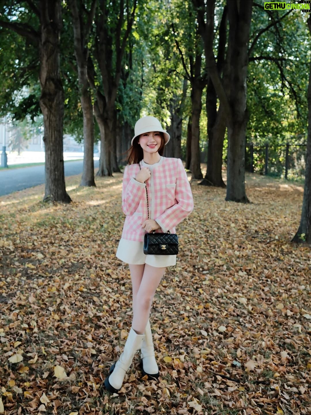 Hòa Minzy - 39.1K Likes - Nụ cười e giờ là nắng 🌼🌻🌞
