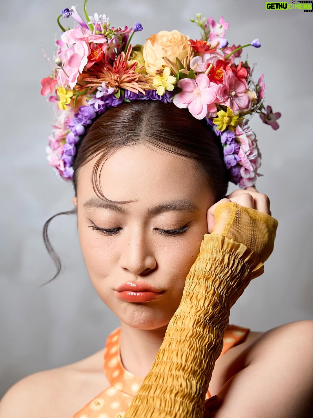 Hoang Thuy Linh - 3.7K Likes - 💐💐💐🌾🌾🌾

#hoangthuylinh #onstage