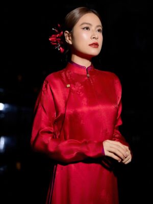 Hoang Thuy Linh Instagram - 🫶🏻🇻🇳❤️🥰
#A80