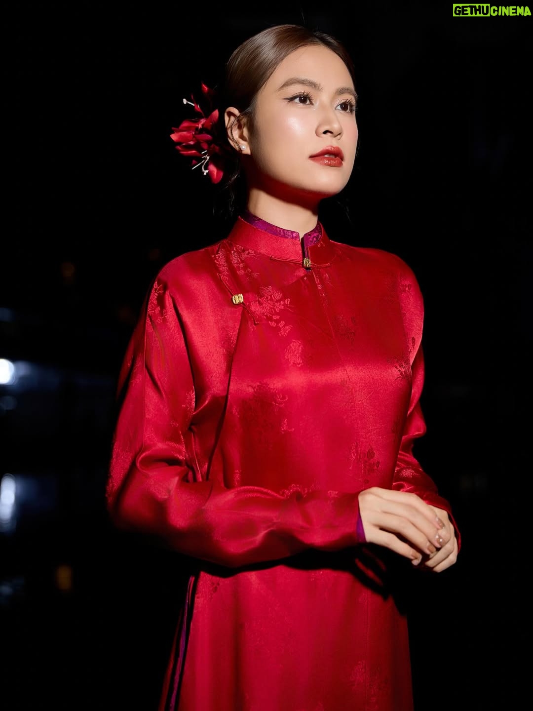 Hoang Thuy Linh - 4K Likes - 🫶🏻🇻🇳❤️🥰
#A80