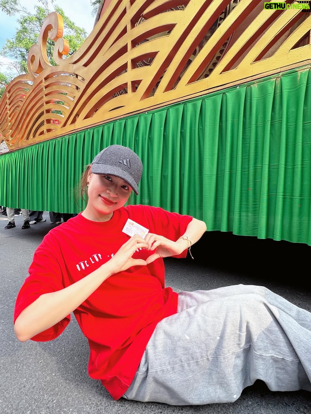 Hoang Thuy Linh - 4.5K Likes - ❤️❤️❤️🇻🇳🇻🇳🇻🇳🥰🥰🥰
#A80 #hoangthuylinh