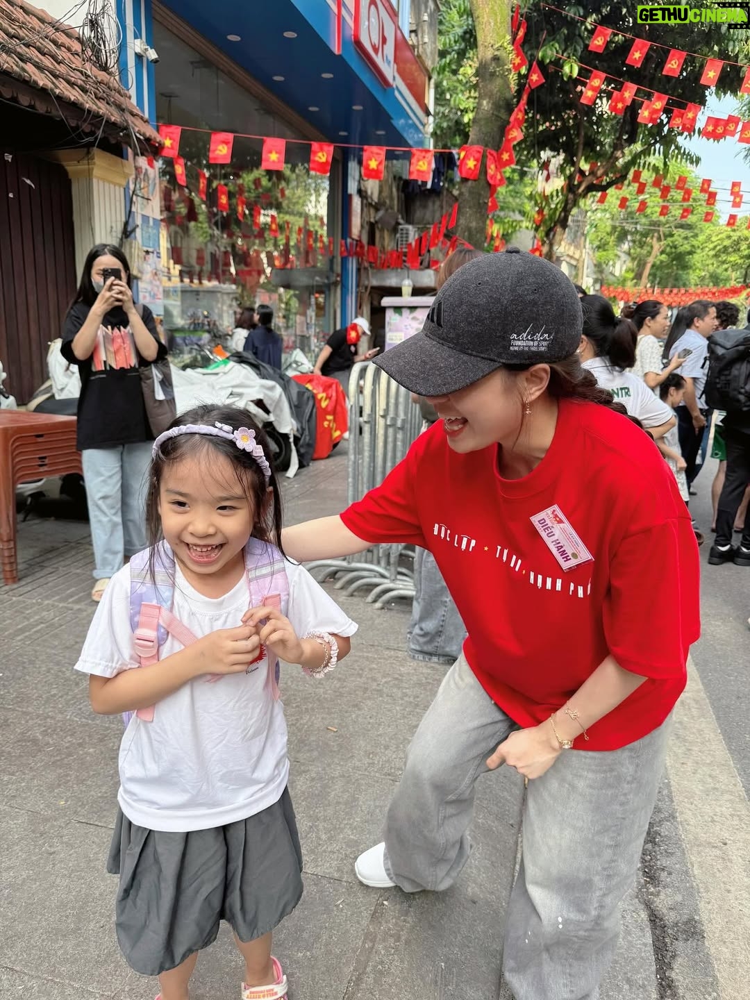 Hoang Thuy Linh - 4.5K Likes - ❤️❤️❤️🇻🇳🇻🇳🇻🇳🥰🥰🥰
#A80 #hoangthuylinh